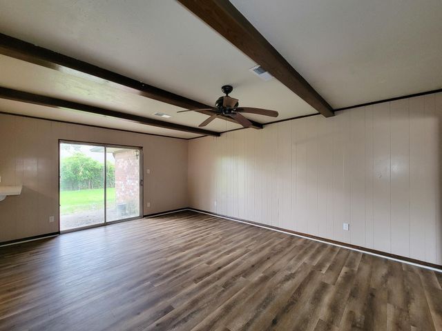 2114 Yorktown Court N, League City, TX 77573
