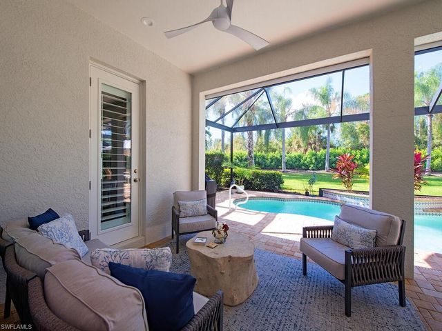 8868 Mustang Island CIR, Naples, FL 34113