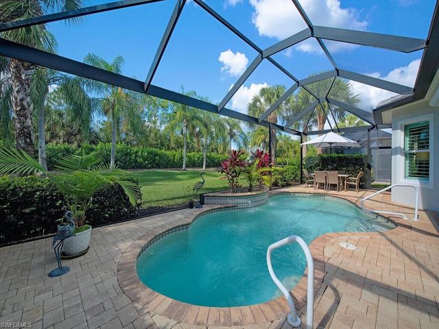 8868 Mustang Island CIR, Naples, FL 34113