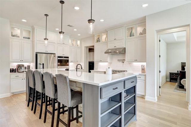 400 Flint Ridge TRL, Georgetown, TX 78628