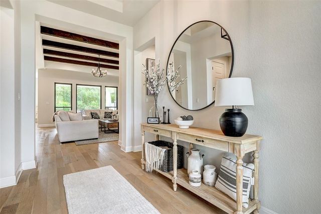 400 Flint Ridge TRL, Georgetown, TX 78628