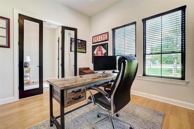 400 Flint Ridge TRL, Georgetown, TX 78628