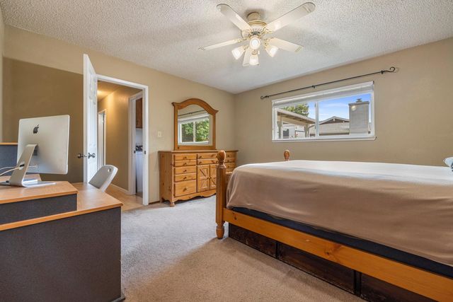 2340 E Hawkeye Ave, Turlock, CA 95380