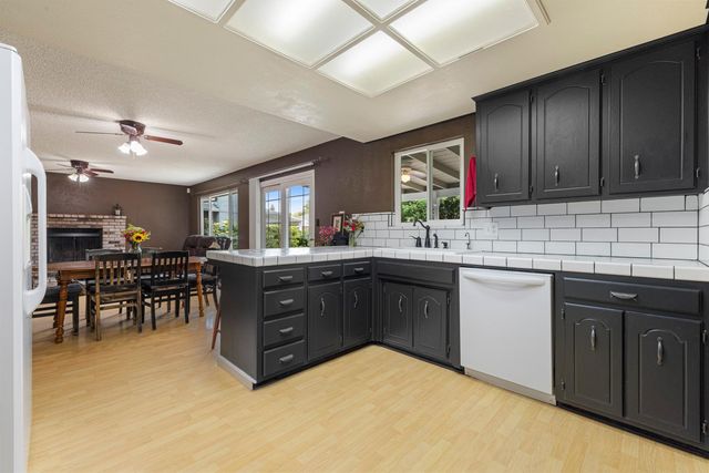 2340 E Hawkeye Ave, Turlock, CA 95380