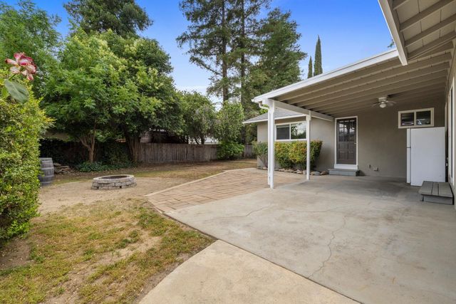 2340 E Hawkeye Ave, Turlock, CA 95380