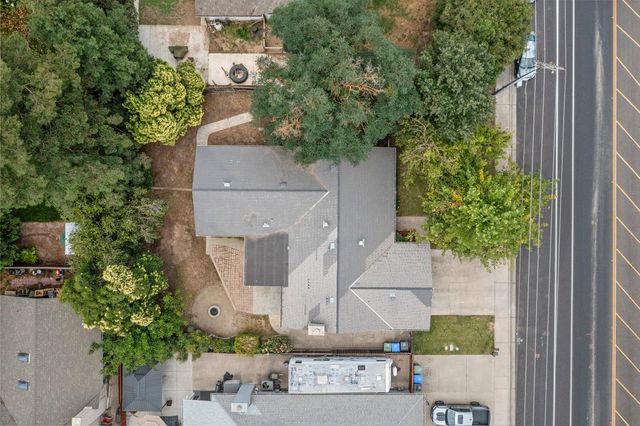 2340 E Hawkeye Ave, Turlock, CA 95380