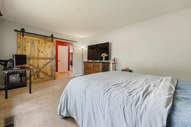 2340 E Hawkeye Ave, Turlock, CA 95380