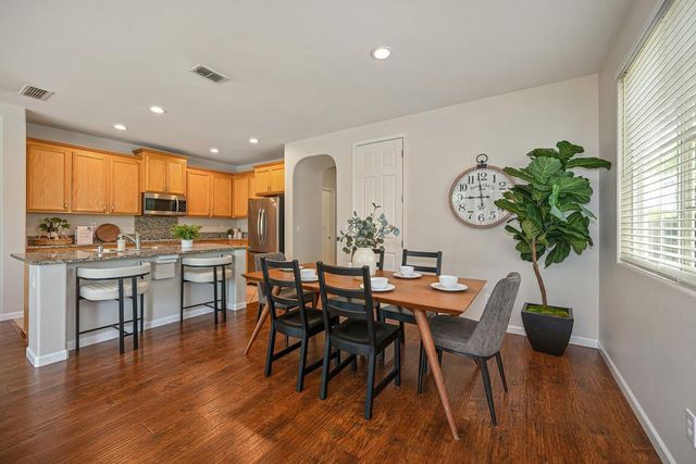 12436 Pawcatuck Way, Rancho Cordova, CA 95742