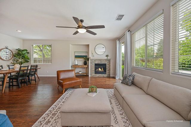 12436 Pawcatuck Way, Rancho Cordova, CA 95742