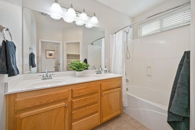 12436 Pawcatuck Way, Rancho Cordova, CA 95742