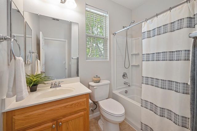12436 Pawcatuck Way, Rancho Cordova, CA 95742