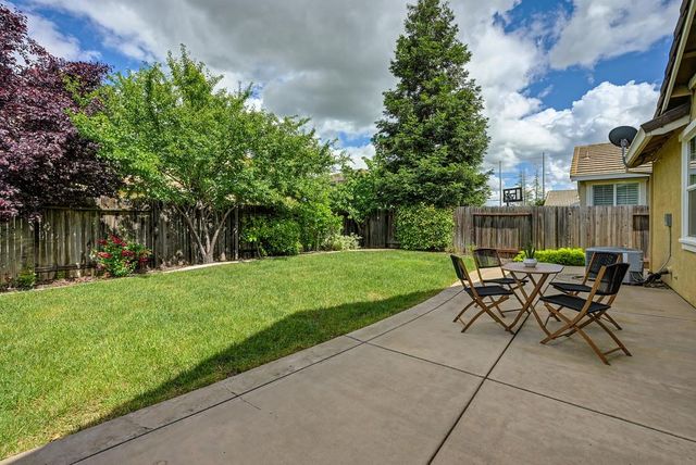 12436 Pawcatuck Way, Rancho Cordova, CA 95742