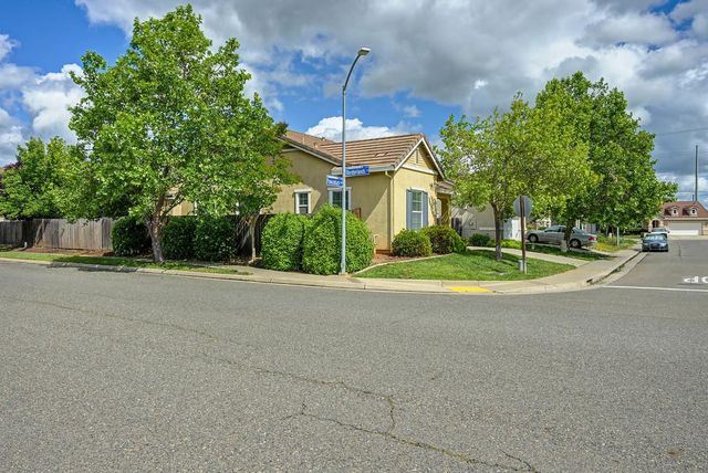 12436 Pawcatuck Way, Rancho Cordova, CA 95742