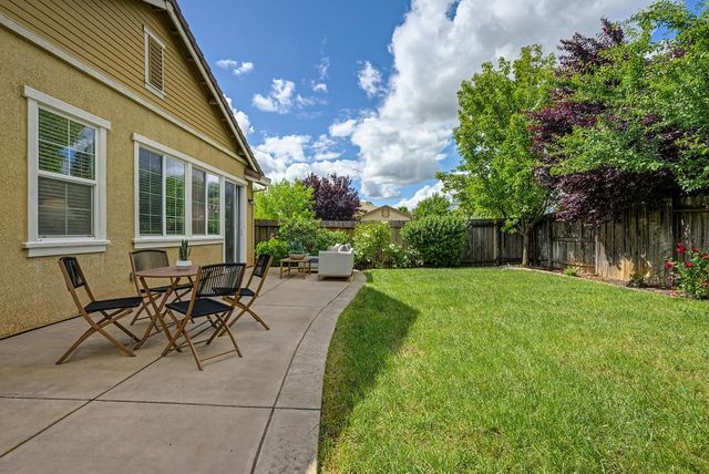 12436 Pawcatuck Way, Rancho Cordova, CA 95742
