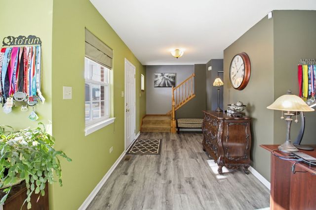 26003 S Old Farm Court, Channahon, IL 60410