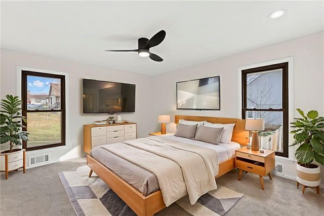 3709 Grant Street, Lee's Summit, MO 64064