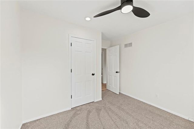 3709 Grant Street, Lee's Summit, MO 64064