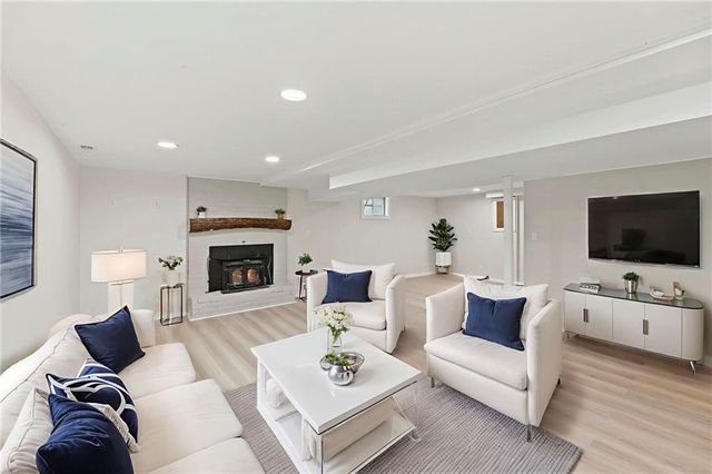 3709 Grant Street, Lee's Summit, MO 64064