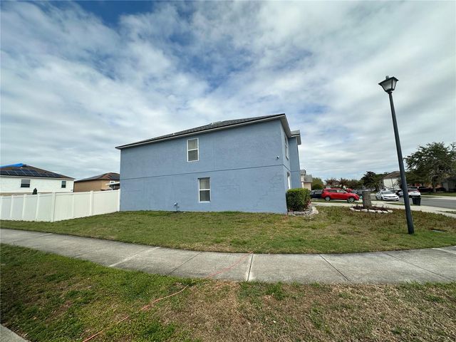 102 WHEATFIELD CIRCLE, Sanford, FL 32771