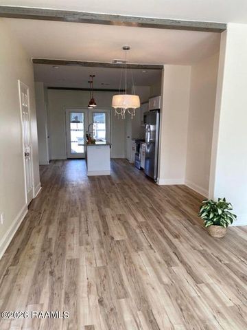 108 Appleoak Avenue B, Lafayette, LA 70506