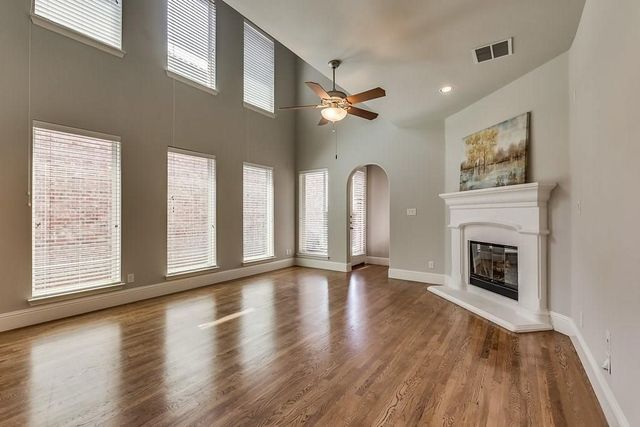 7027 Nueces Drive, Irving, TX 75039