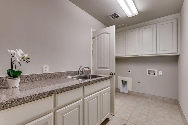 7027 Nueces Drive, Irving, TX 75039