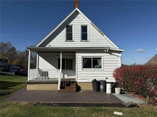 10 DARBY AVENUE, Georges Twp, PA 15436