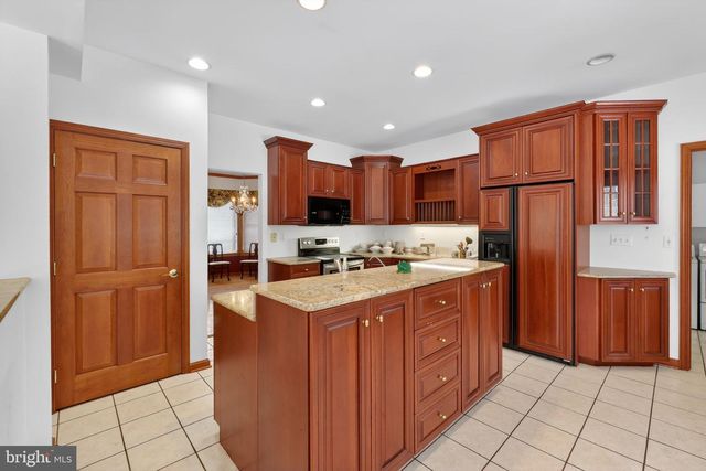 11 DEER CHASE, Pittsgrove, NJ 08318