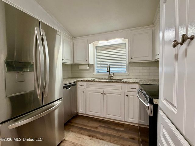 1602 Tanglewood Drive, Clinton, MS 39056