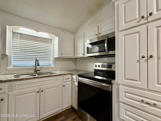 1602 Tanglewood Drive, Clinton, MS 39056