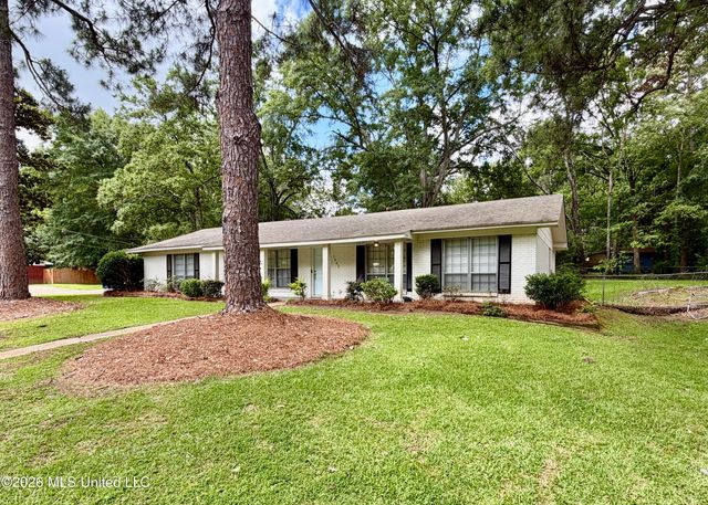 1602 Tanglewood Drive, Clinton, MS 39056