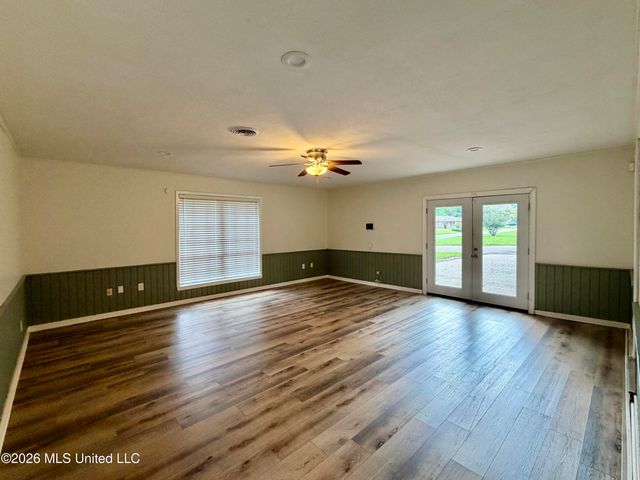 1602 Tanglewood Drive, Clinton, MS 39056