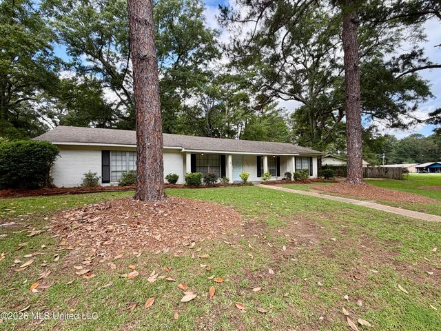 1602 Tanglewood Drive, Clinton, MS 39056