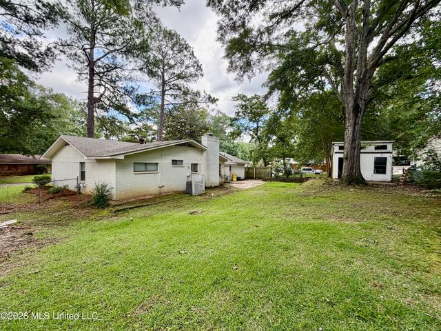 1602 Tanglewood Drive, Clinton, MS 39056