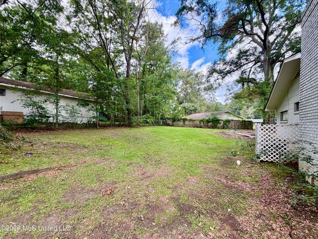 1602 Tanglewood Drive, Clinton, MS 39056