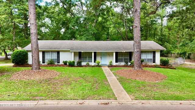1602 Tanglewood Drive, Clinton, MS 39056