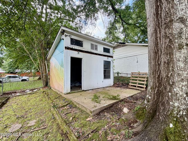 1602 Tanglewood Drive, Clinton, MS 39056