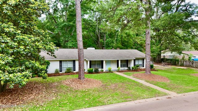 1602 Tanglewood Drive, Clinton, MS 39056