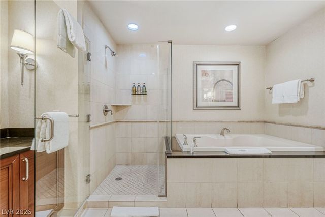 135 East Harmon Avenue 620, Las Vegas, NV 89109