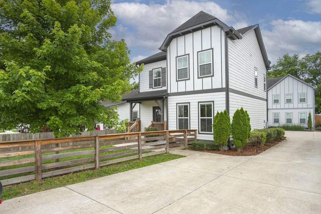 918C Delmas Ave, Nashville, TN 37216