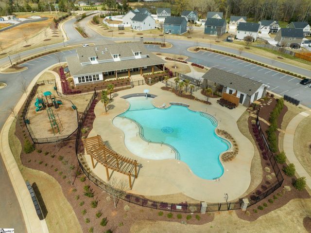 105 Comanche Trail, Simpsonville, SC 29680