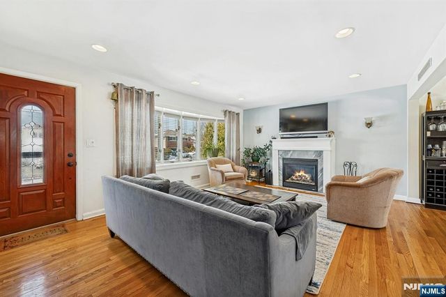 15 Pleasant Street, Dumont, NJ 07628