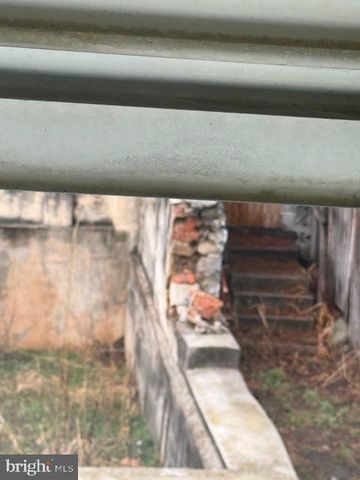 112 N CONOCOCHEAGUE ST, Williamsport, MD 21795