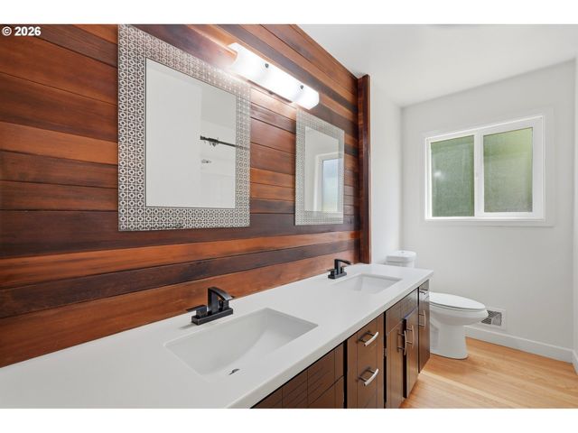 10495 Sw Melnore St, Portland, OR 97225