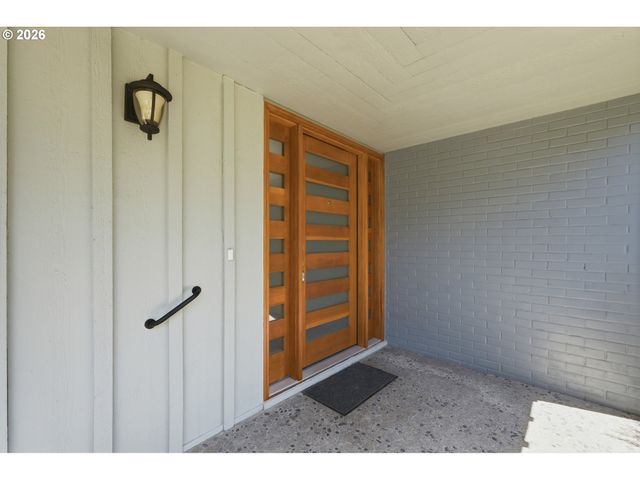 10495 Sw Melnore St, Portland, OR 97225