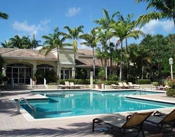 22303 Glenmoor Drive, West Palm Beach, FL 33409