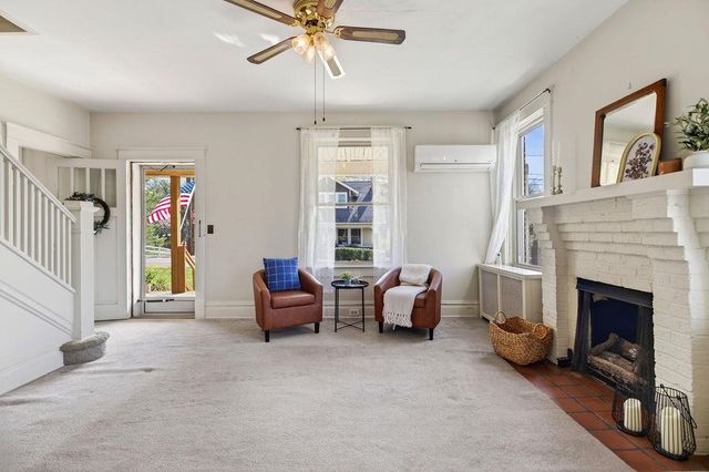 826 SELMA BLVD, Staunton, VA 24401