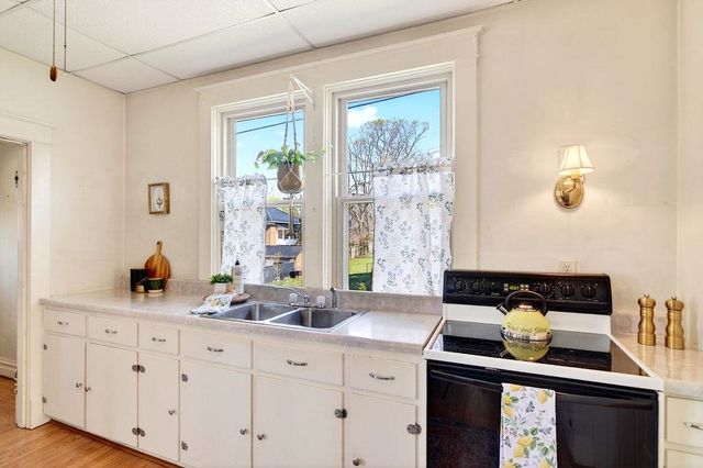 826 SELMA BLVD, Staunton, VA 24401