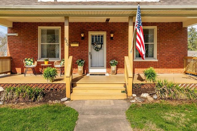 826 SELMA BLVD, Staunton, VA 24401