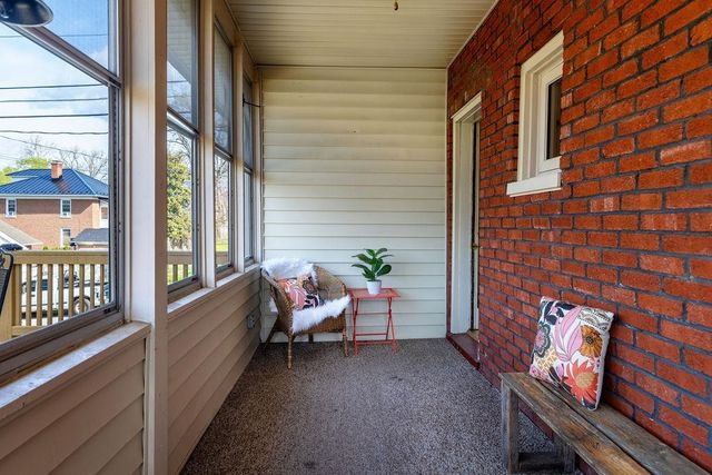 826 SELMA BLVD, Staunton, VA 24401